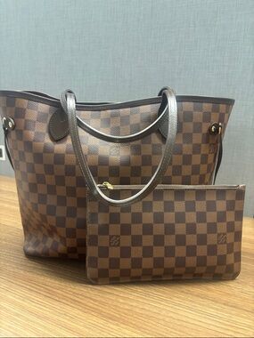 Louis Vuitton Neverfull MM